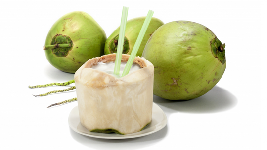 dieu-gi-xay-ra-khi-ban-uong-nuoc-dua-trong-mot-tuan